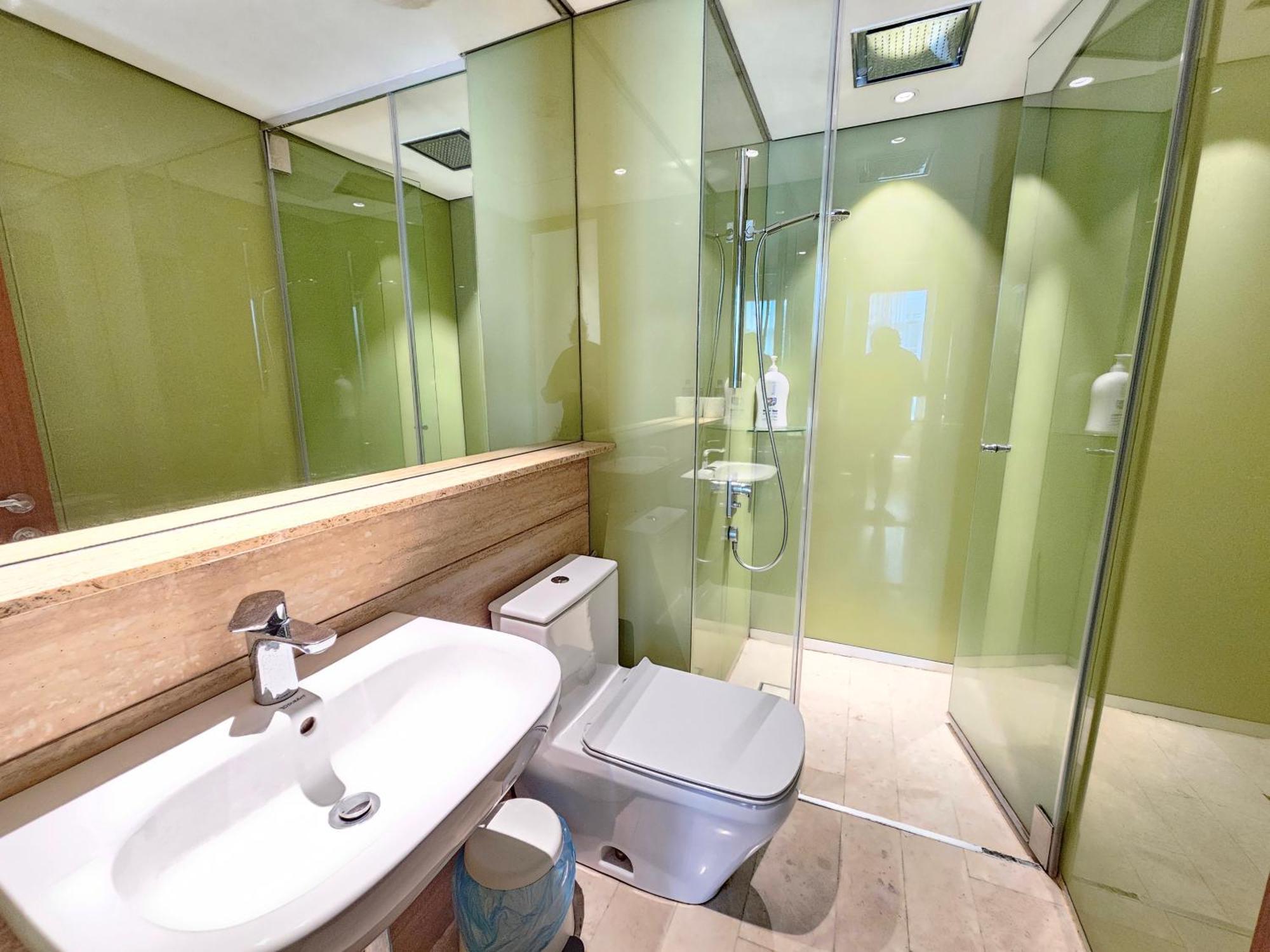 Sky Suites Klcc By Staylar Kuala Lumpur Bagian luar foto