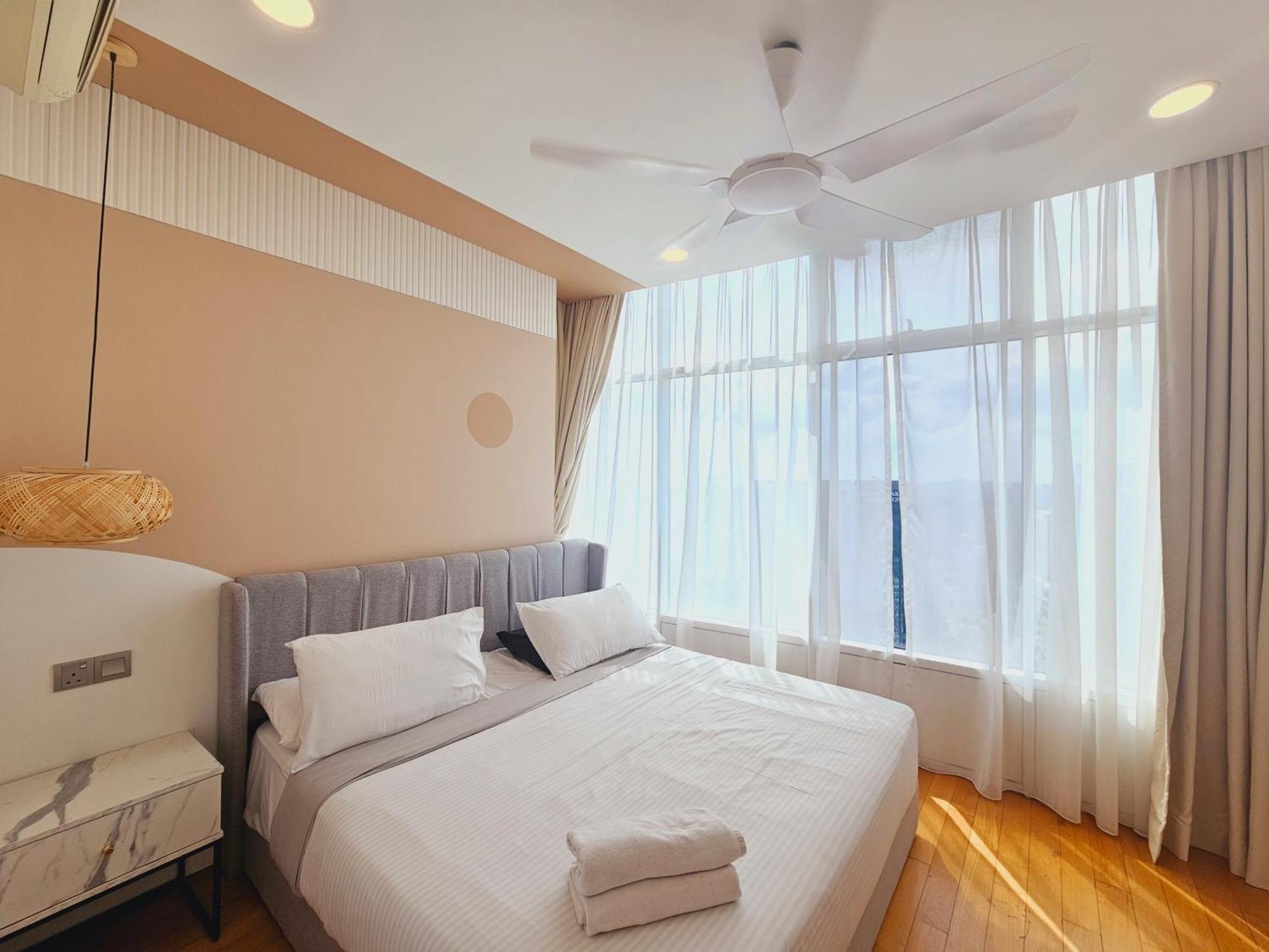 Sky Suites Klcc By Staylar Kuala Lumpur Bagian luar foto