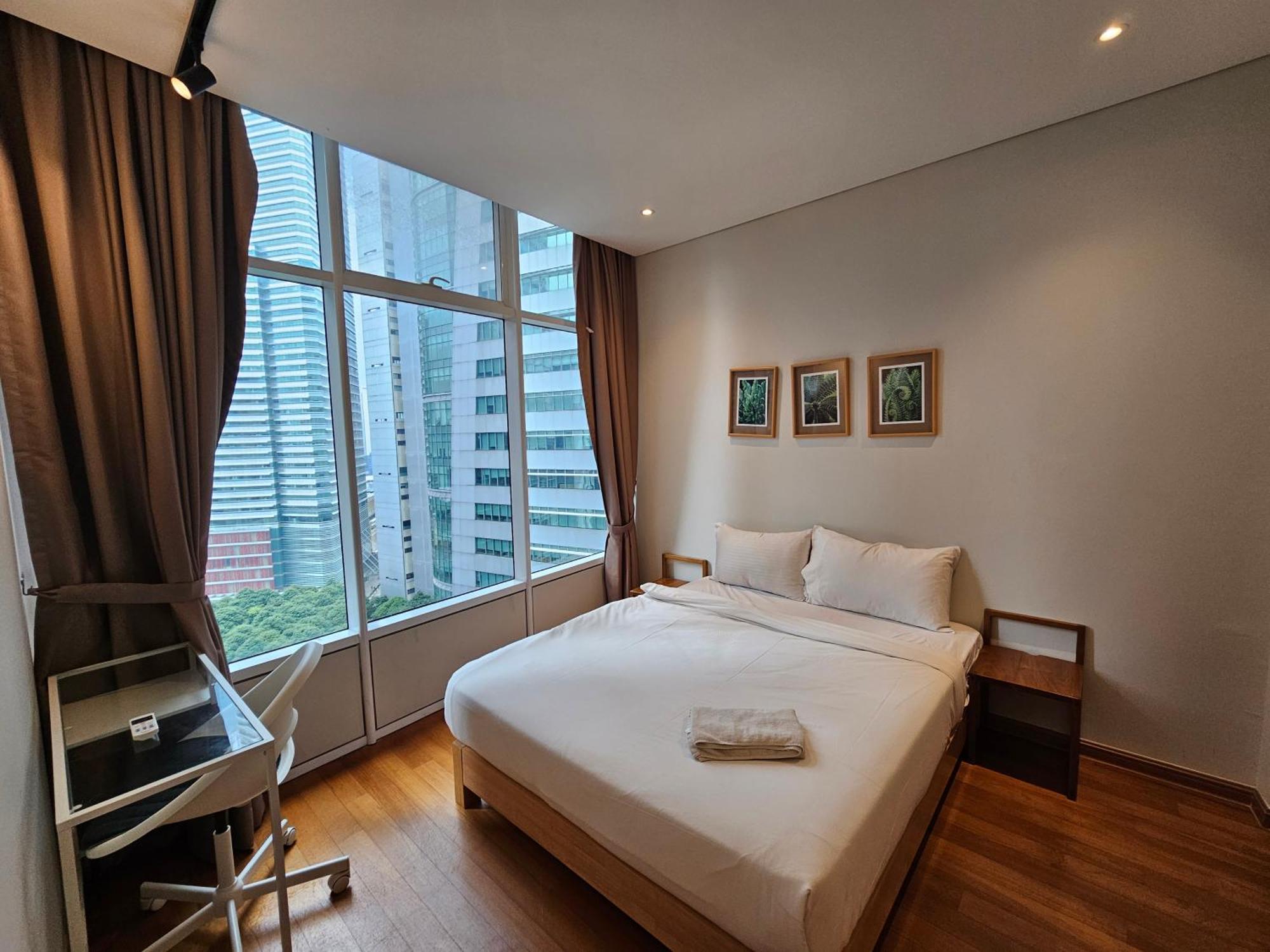 Sky Suites Klcc By Staylar Kuala Lumpur Bagian luar foto